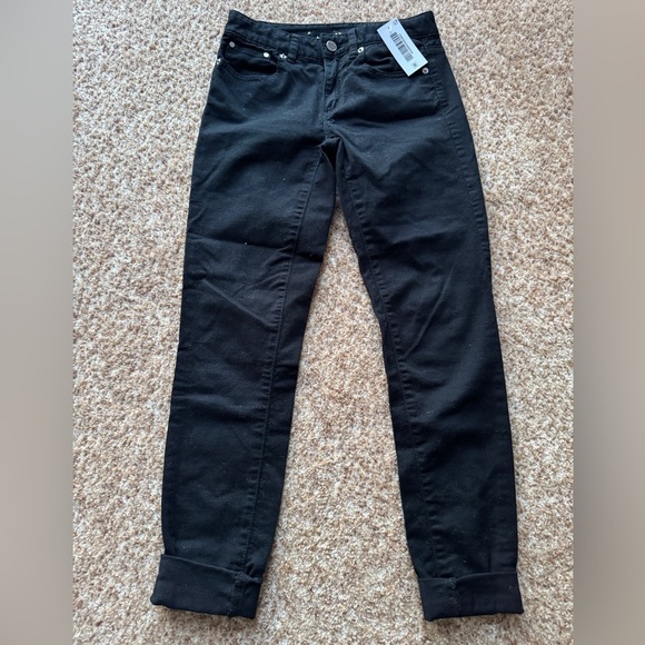 NWT Michael Michael Kors Black Ladies Cropped Jeans Size  00 - Picture 1 of 3